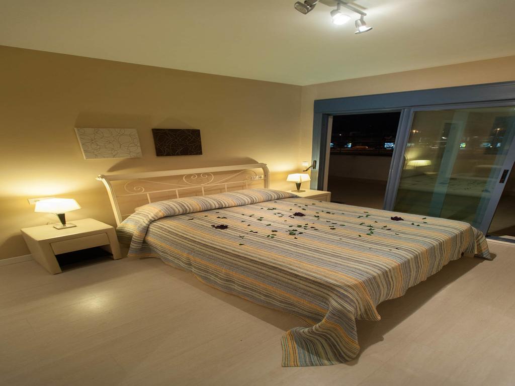 Livingtarifa Apartamento La Isla Apartment
